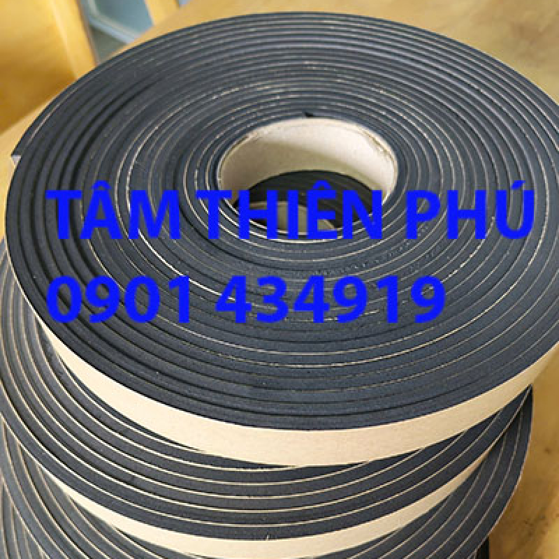Ron xốp có một mặt keo dày 2mm